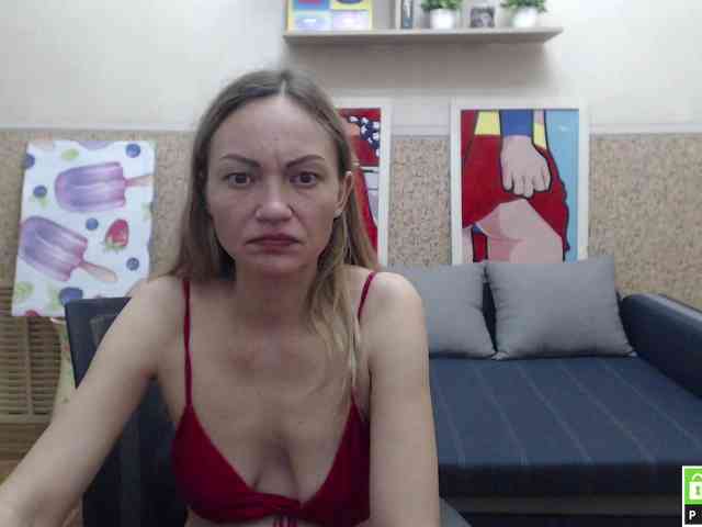 BlondMikeyy886 webcam