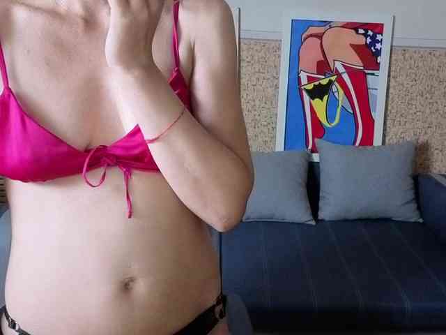 BlondMikeyy886 webcam