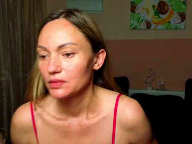 BlondMikeyy886 Live Webcam on BongaCams