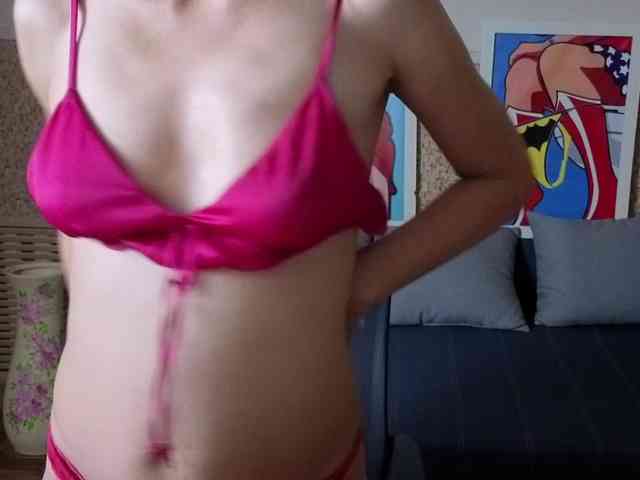 BlondMikeyy886 webcam