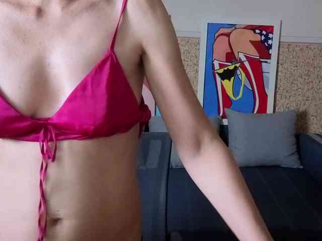 BlondMikeyy886 webcam