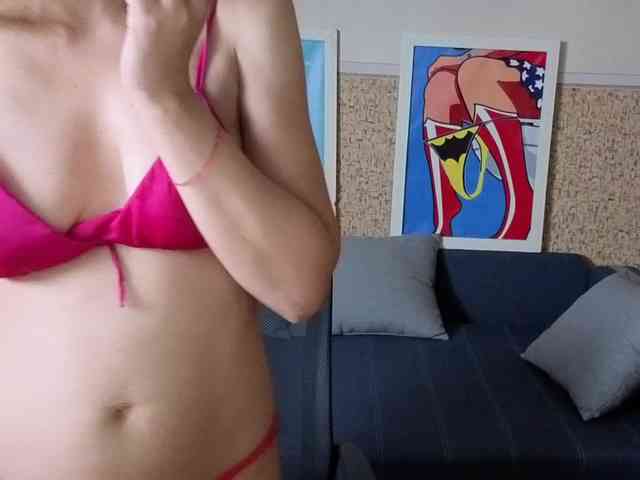 BlondMikeyy886 webcam