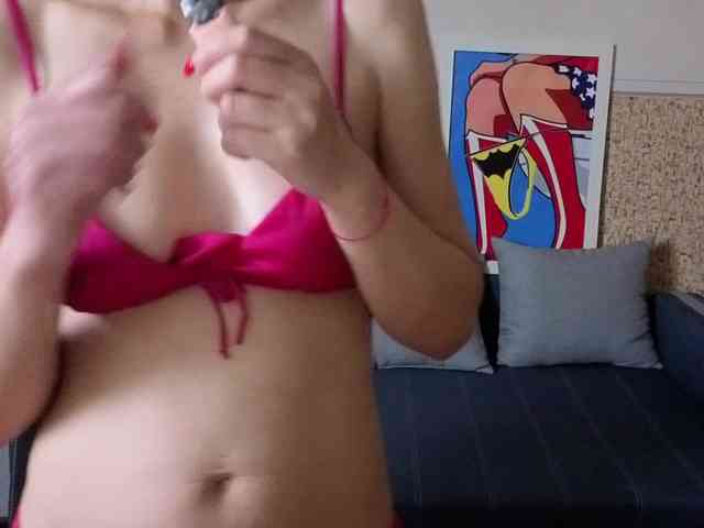 BlondMikeyy886 webcam
