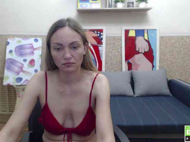 BlondMikeyy886 webcam