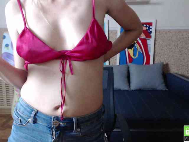 BlondMikeyy886 webcam