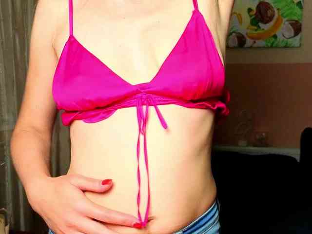 BlondMikeyy886 Live Webcam on BongaCams