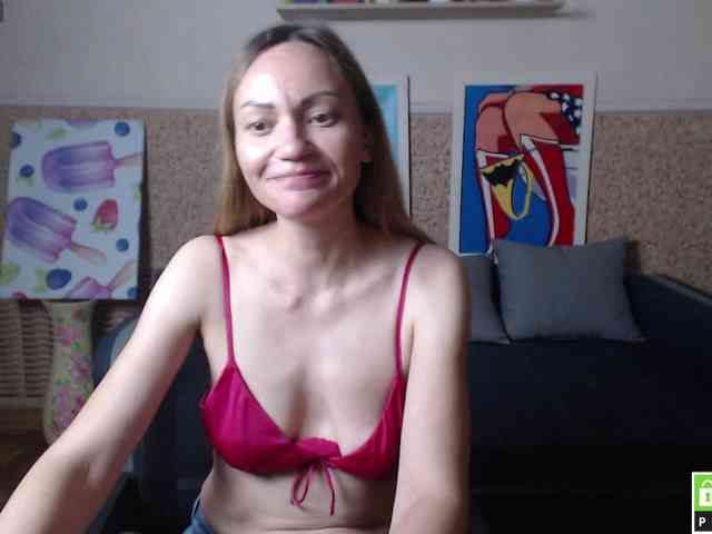BlondMikeyy886 webcam