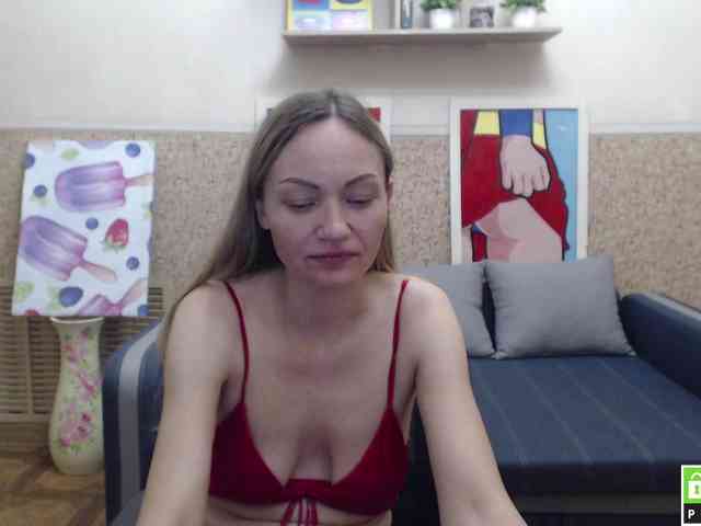 BlondMikeyy886 webcam