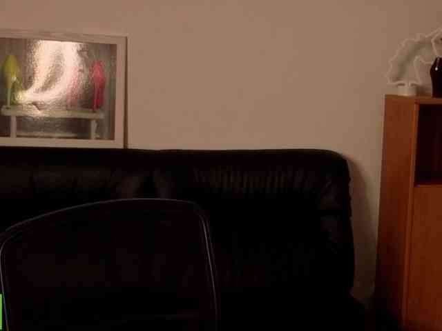 BlondMikeyy886 webcam
