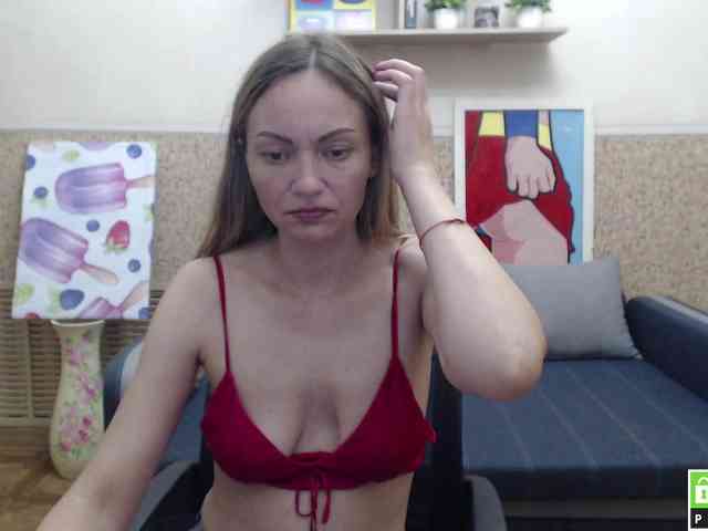 BlondMikeyy886 webcam