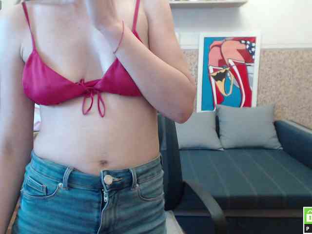 BlondMikeyy886 webcam