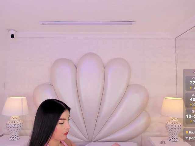 LevahMia1 live cam on BongaCams
