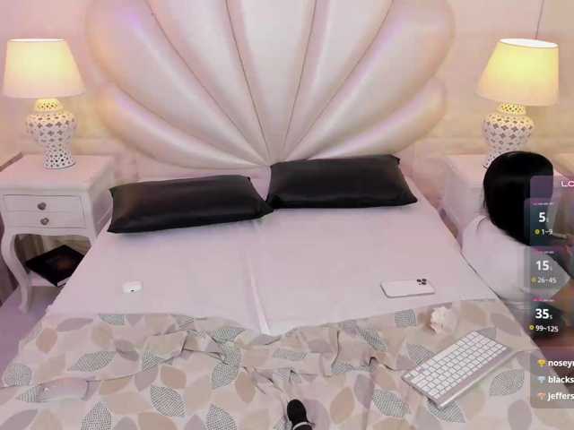 LevahMia1 live cam on BongaCams