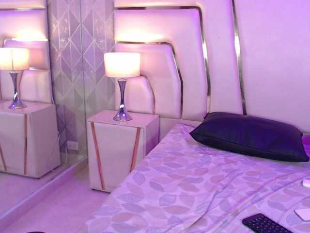LevahMia1 live webcam show