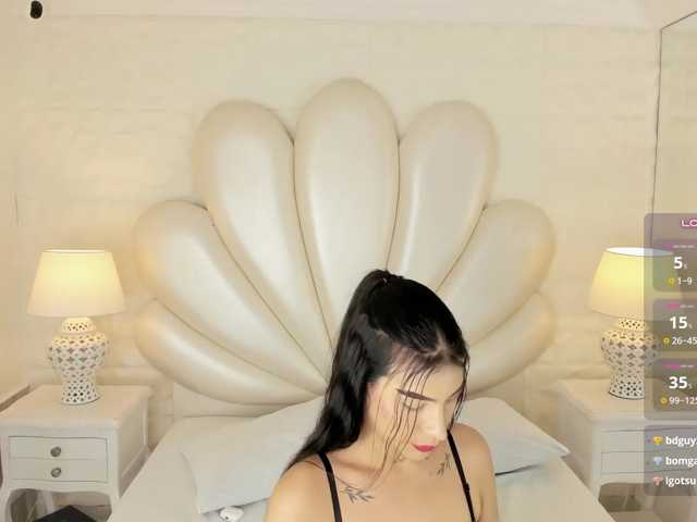 LevahMia1 live cam on BongaCams