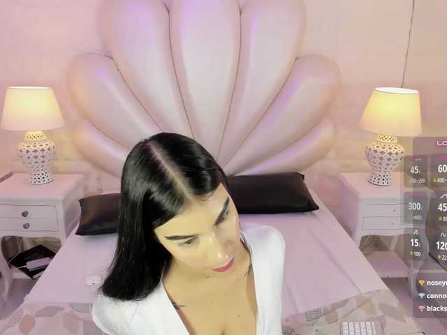 LevahMia1 live cam on BongaCams