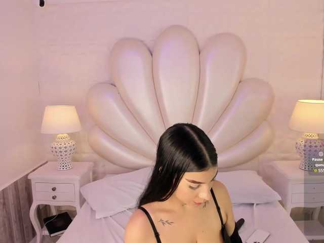 LevahMia1, live now on BongaCams