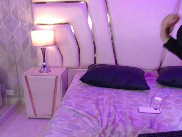 LevahMia1 live webcam show