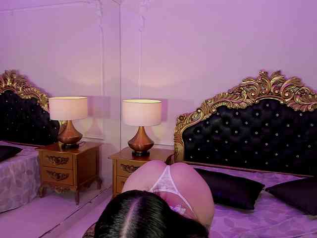 LevahMia1 webcam