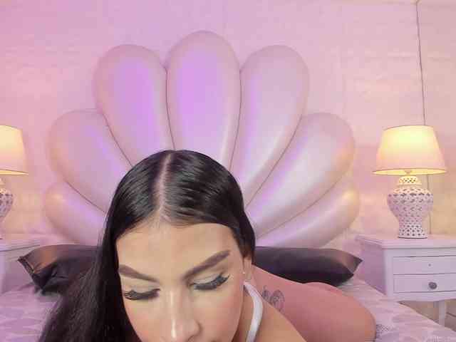 LevahMia1 Live Webcam on BongaCams