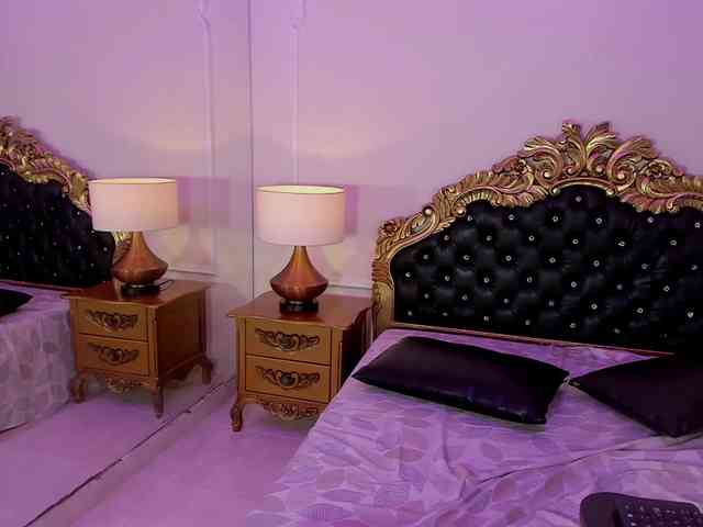 LevahMia1 webcam