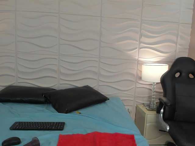 EvaJhuls live cam on BongaCams
