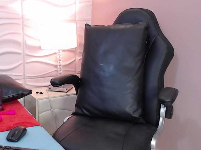 EvaJhuls live cam on BongaCams