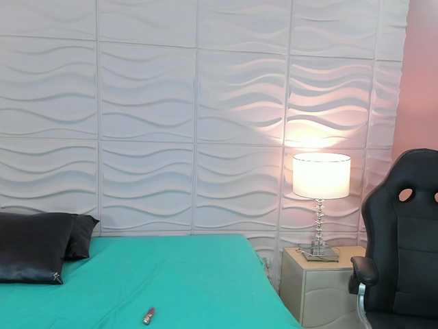 EvaJhuls live cam on BongaCams