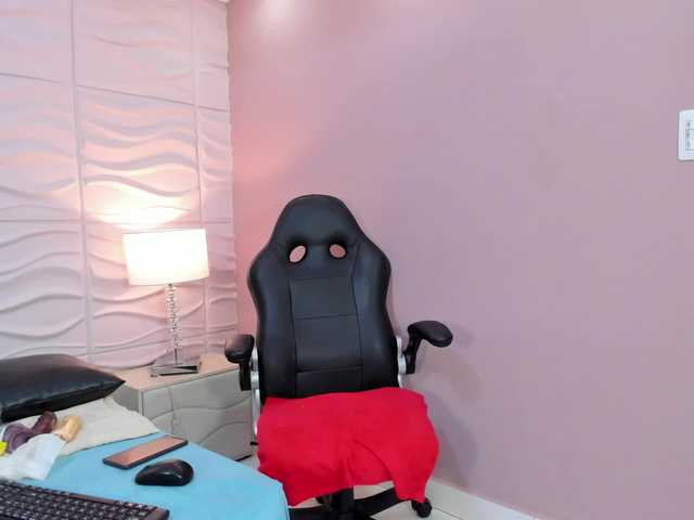 EvaJhuls live cam on BongaCams