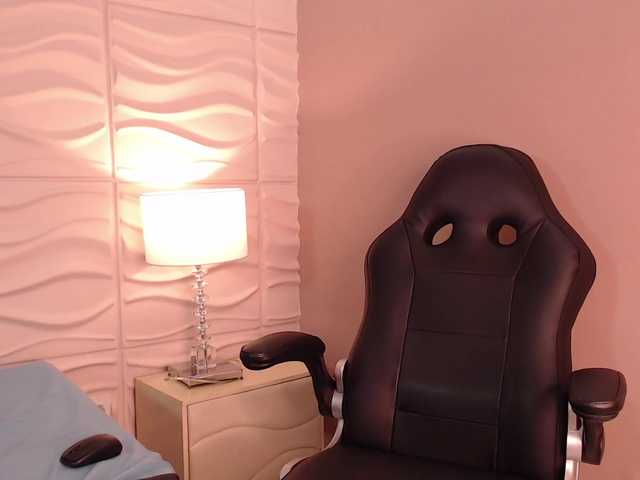 EvaJhuls live cam on BongaCams