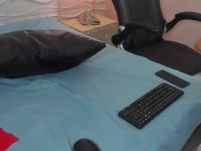 EvaJhuls live cam on BongaCams