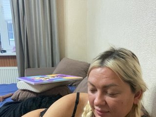 Milfaru Porn Show