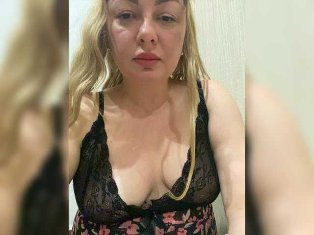 Milfaru live cam on BongaCams