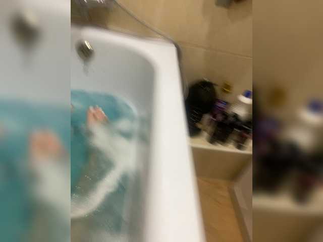 Milfaru live webcam show