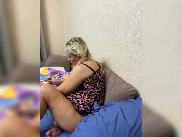 Milfaru live cam on BongaCams