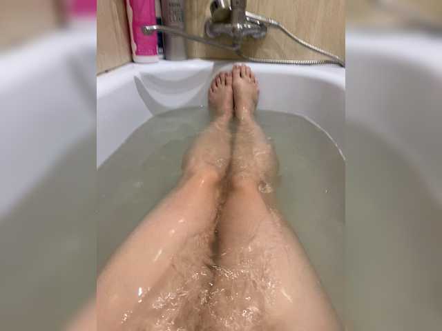 Milfaru live cam on BongaCams