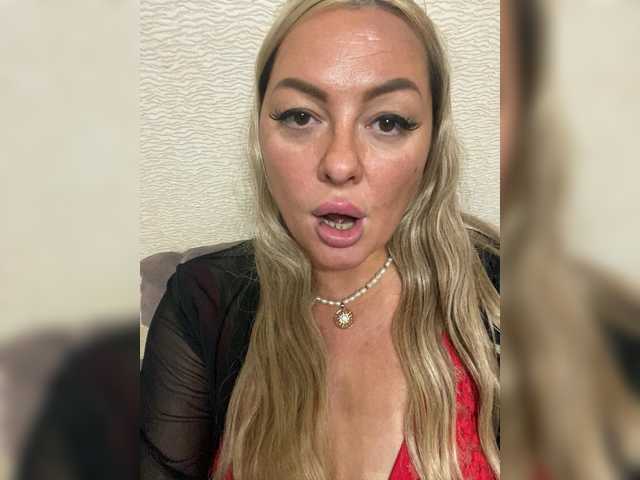 Milfaru live cam on BongaCams