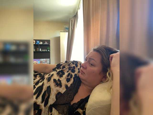 Milfaru live cam on BongaCams