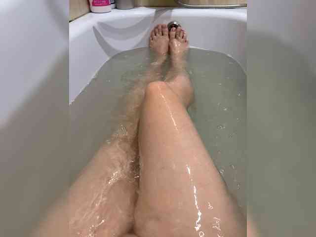 Milfaru Sex Cam Show