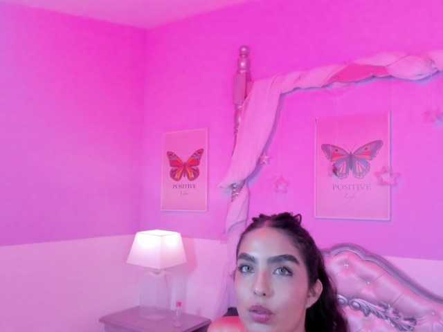 KarolayRose live cam on BongaCams