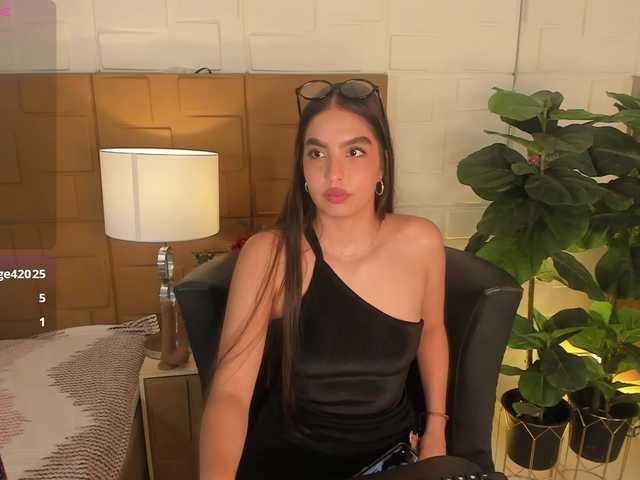 KarolayRose live cam on BongaCams
