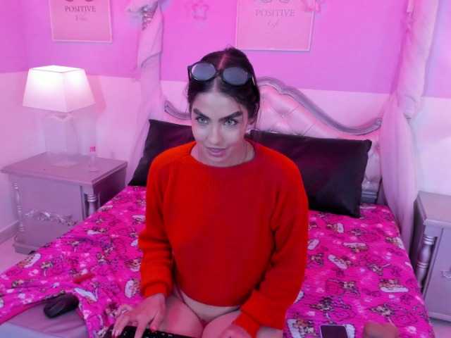 KarolayRose live cam on BongaCams