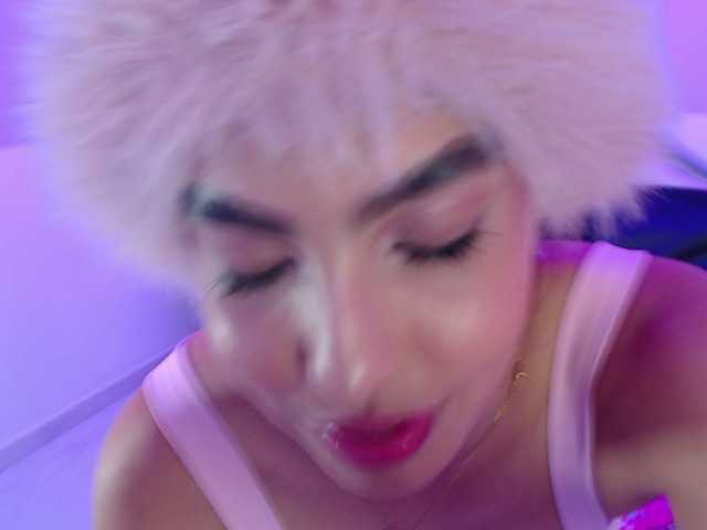 KarolayRose live cam on BongaCams