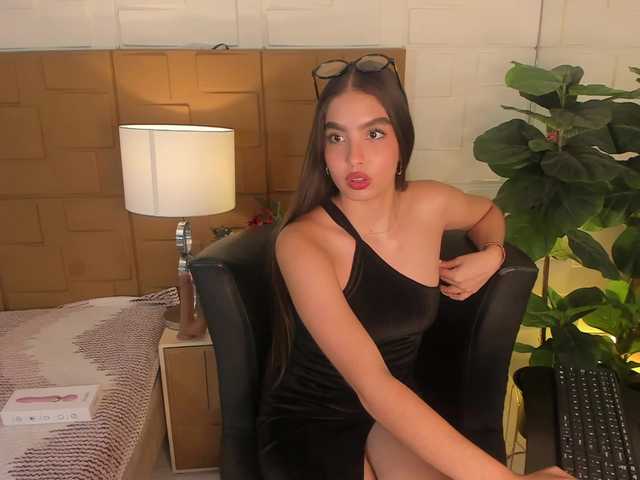 KarolayRose live cam on BongaCams