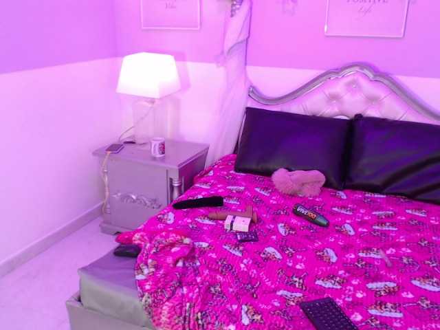 KarolayRose live cam on BongaCams