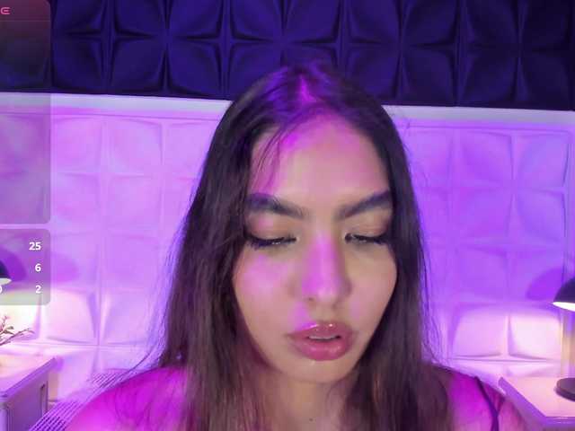 KarolayRose live cam on BongaCams