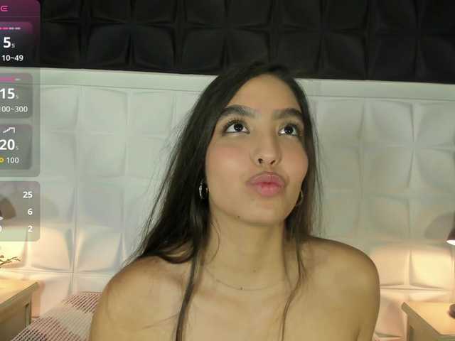 KarolayRose live cam on BongaCams