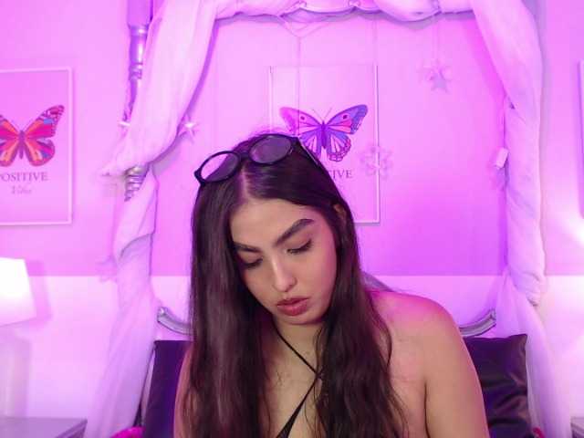 KarolayRose live webcam show