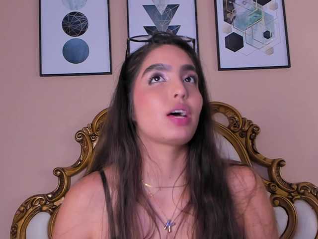 KarolayRose live cam on BongaCams