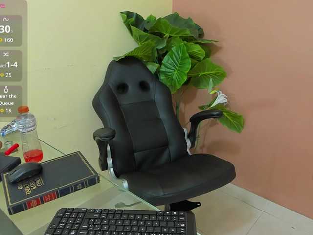 KarolayRose live cam on BongaCams